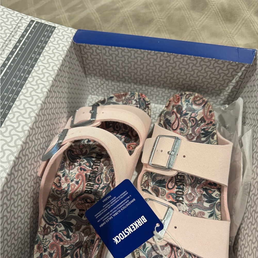 Birkenstock Light Rose Arizona Sandals